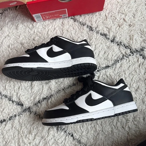 Nike - Kids Panda dunk low 13.5